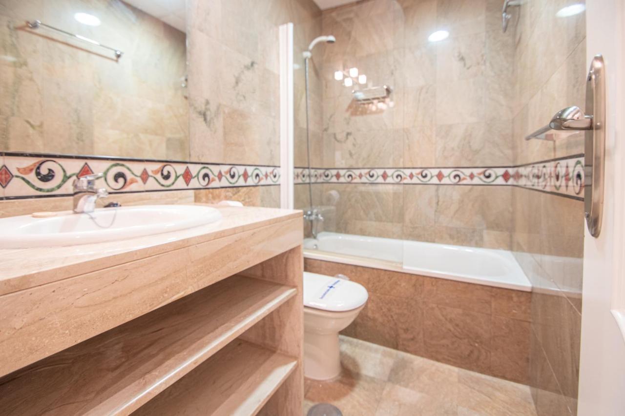 Apartamento El Meridiano De Cadiz Cádis Exterior foto